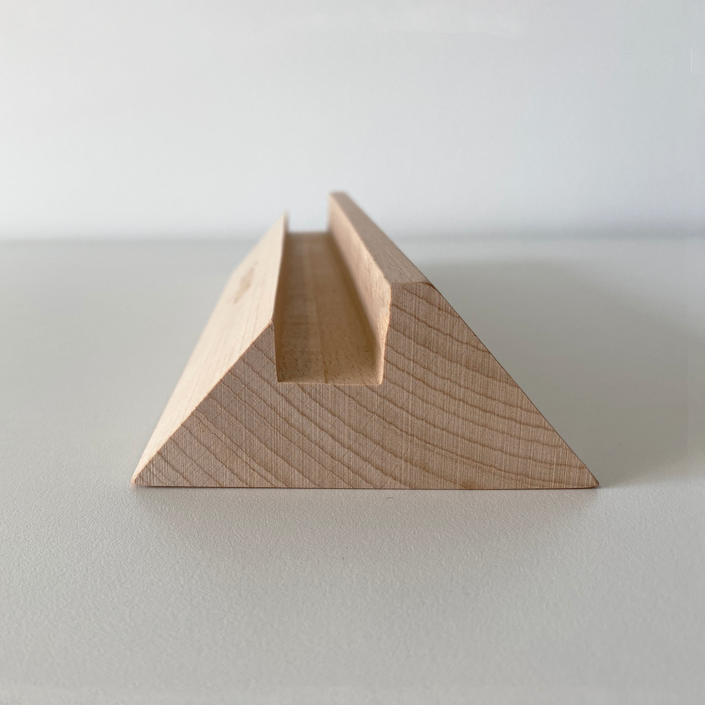 Storywood Puzzle Stand